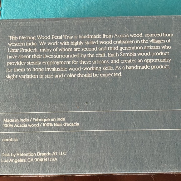 NIB 💖 - SEMBLA Nesting Wood Petal Trays Set - set of 3 - Picture 5 of 5